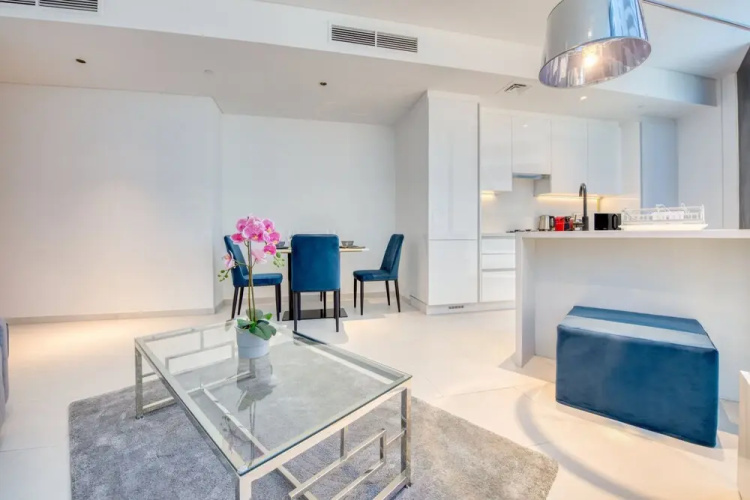 Maison Privee - Marquise Square - 717