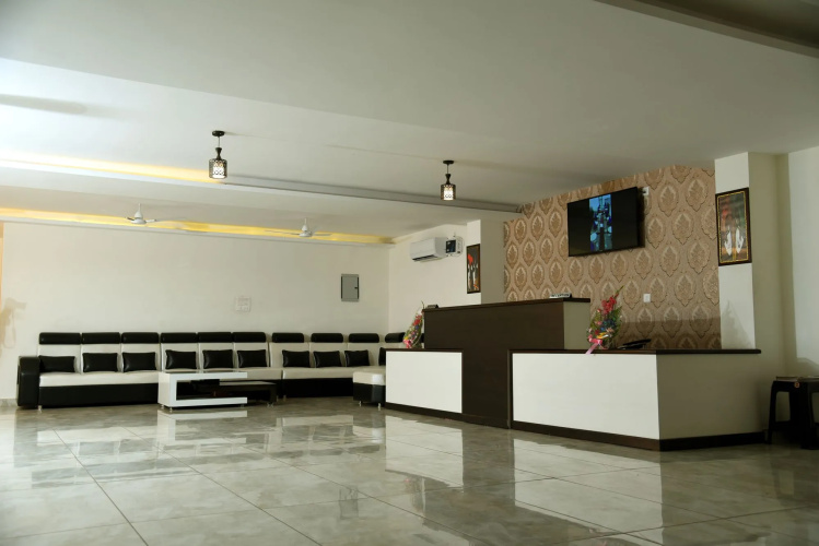 Hotel Holiday Hill