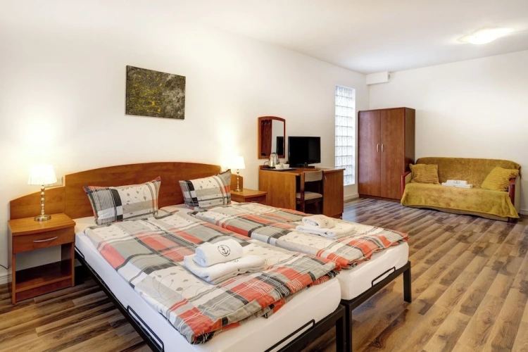 Comfort Triple room
