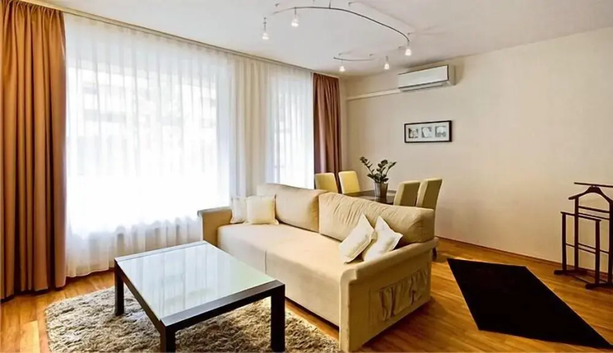 Corvin Lux Aparthotel