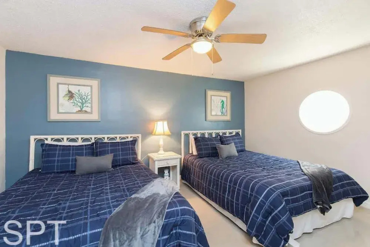 Bahia Mar 851f