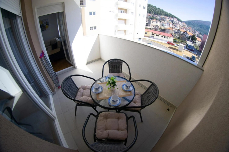 Apartman Emilija 1