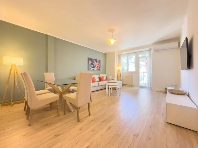 Le Palm in Cannes With 1 Bedrooms and 1 Bathrooms