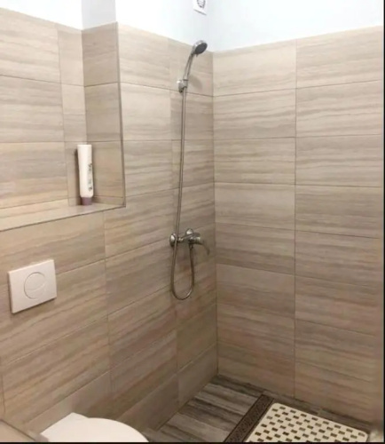 Studio with balcony and wifi at Rosu