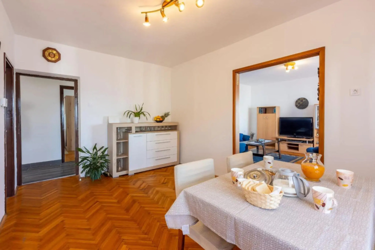 Apartment Tus A2