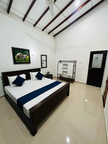 Yala Mangora Inn