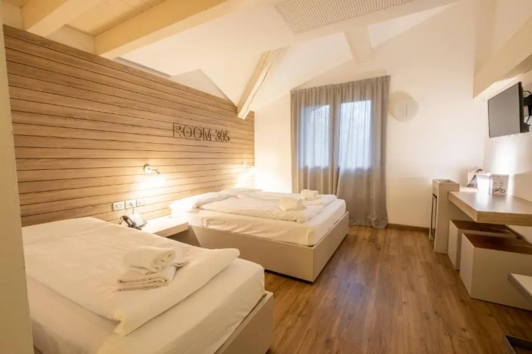 Superior Triple room