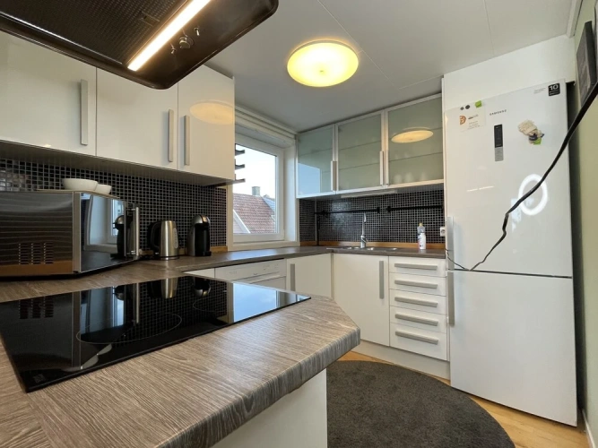 2 Bedrooms Apartment with balcony and with city view