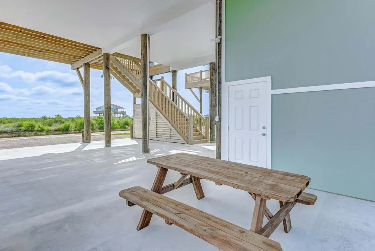 3 Bedrooms Cottage