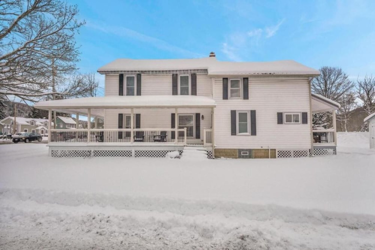 The Allen House - Salamanca, NY