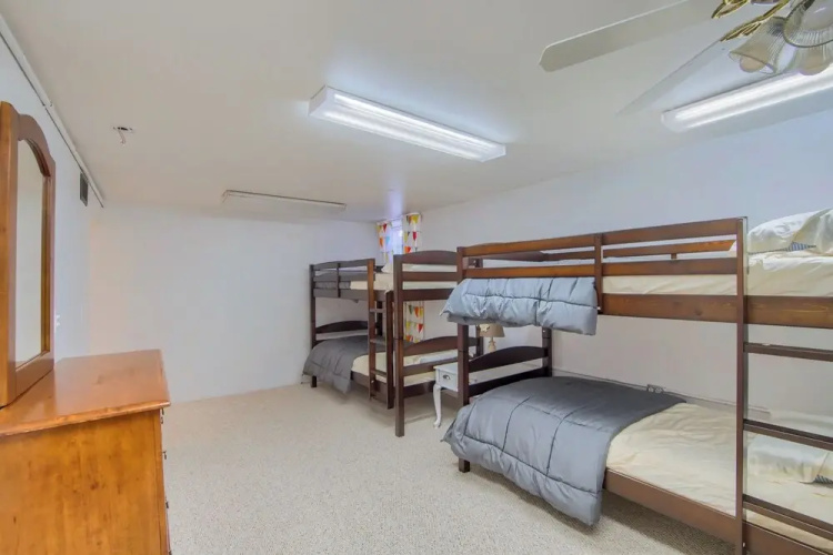 Group Getaway w/ Mtn Views: Home in Circleville!