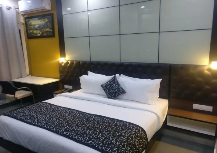 Hotel KK Residency