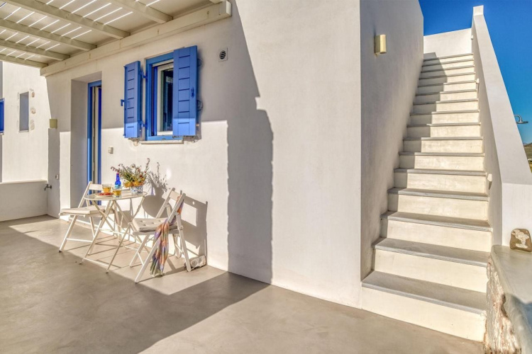 Aetherian Ciel Villas, Alia