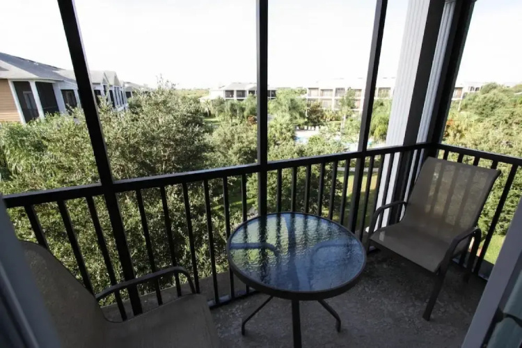 Afford-ably priced 3 Br condo by RedAwning