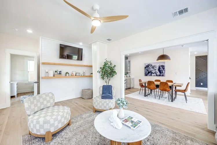 6 Bedrooms Cottage