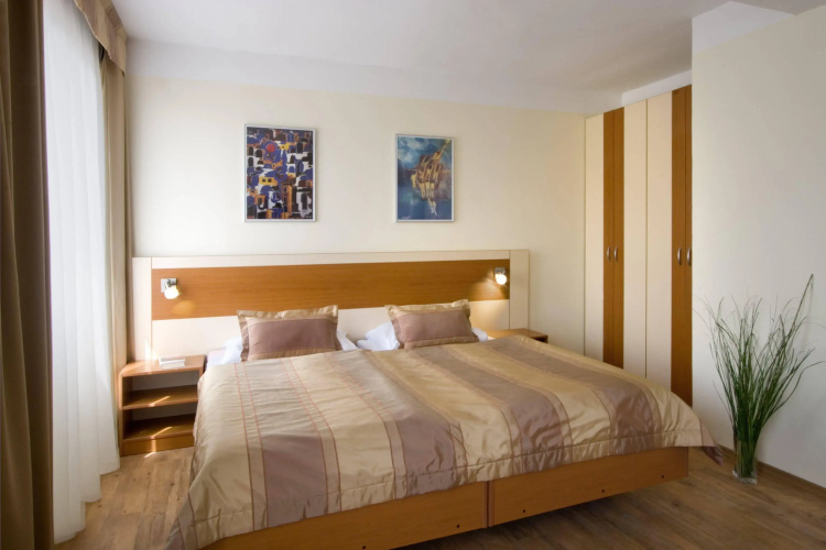 Aida Hotel