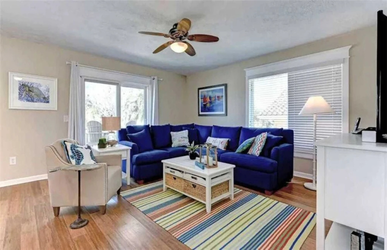 113 8th Street South Apartment 2