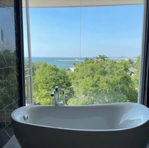 Executive Suite with sea view