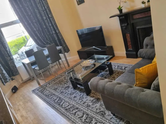 Spacious Centrally Located One Bed