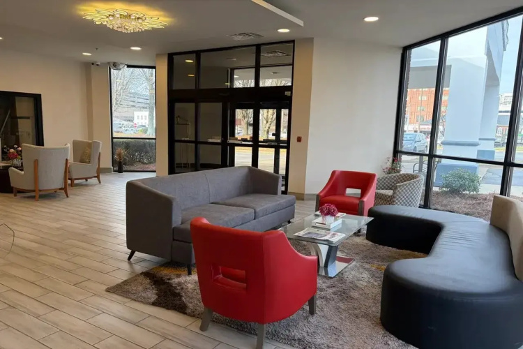 Comfort Inn & Suites