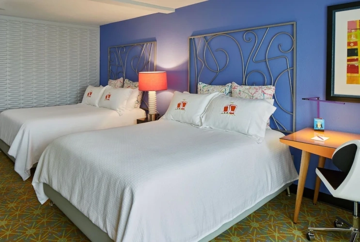 Double Suite