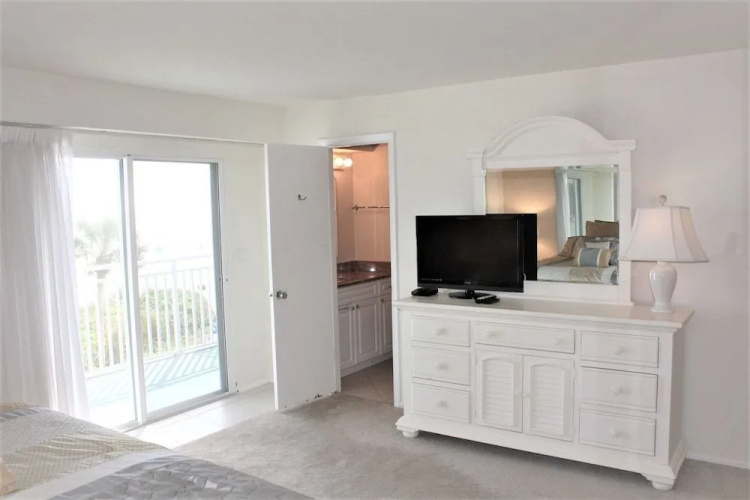 Jamaica Royale 301 - 2 Br Condo