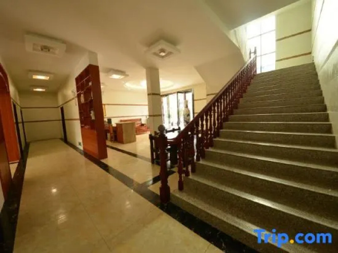 Guixi Louwailou Hotel