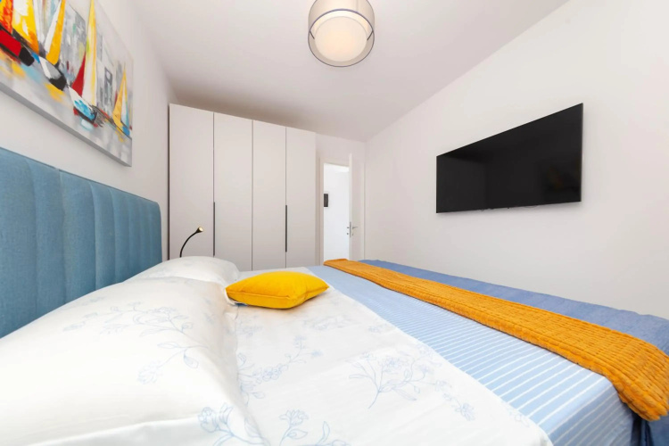Apartman Oranž