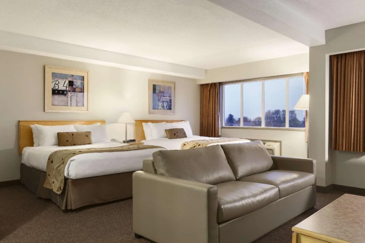Double Suite
