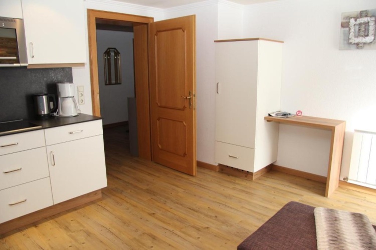 3 Bedrooms Apartment