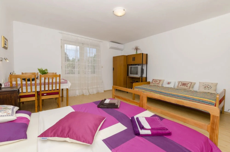 Apartment Maslina
