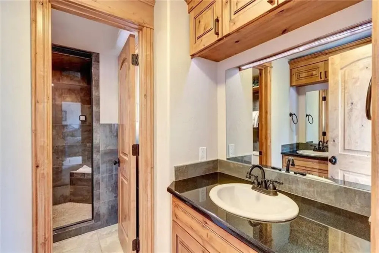 Luxe Alpine Loft Breckenridge Hot Tub