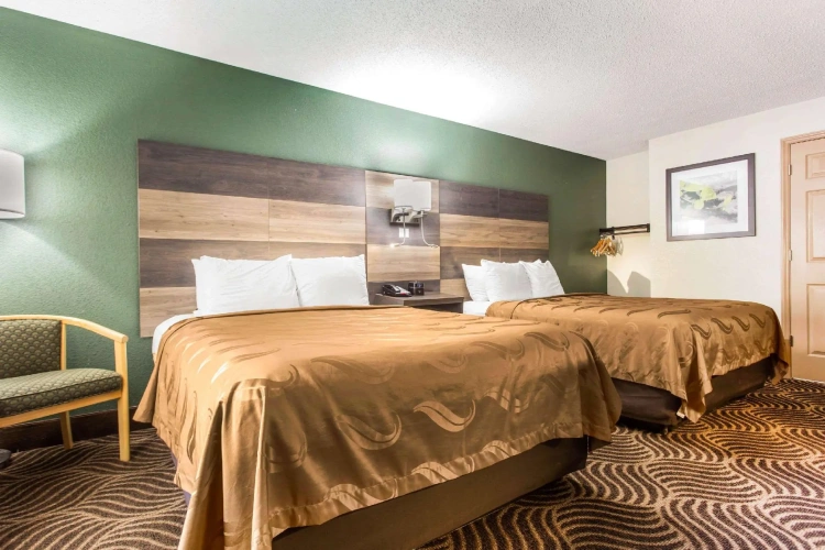 Standard Quadruple room