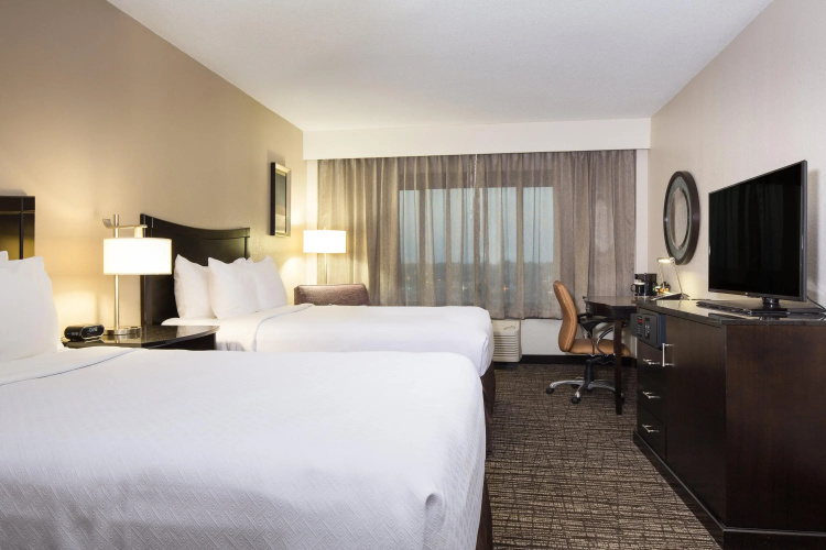 Crowne Plaza Memphis Downtown by IHG