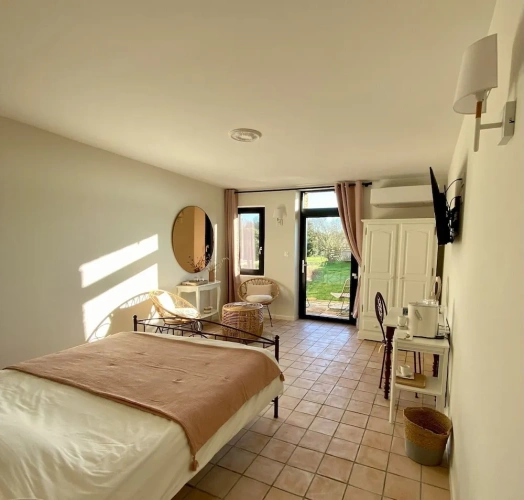 Standard Double Club room with garden view