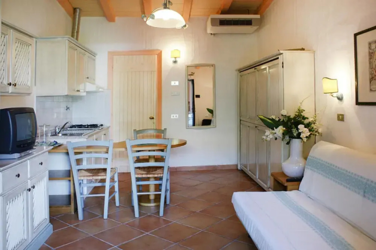 Studio With Shared Pool and Close to the Beach in Golfo Aranci