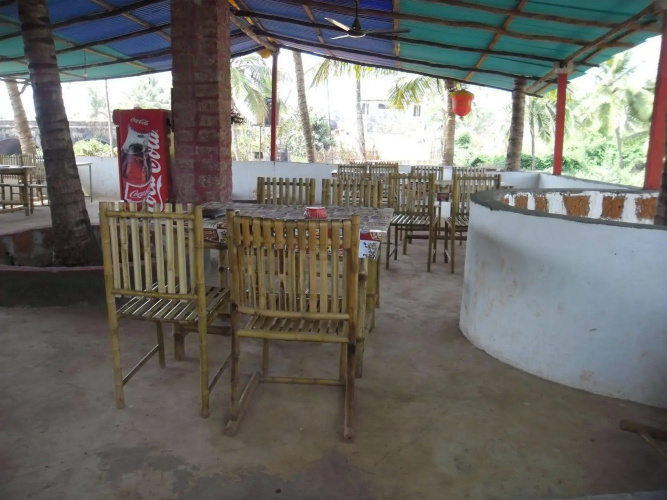 Om Lake Resort