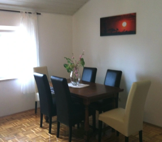 2 Bedrooms Apartment with sea view