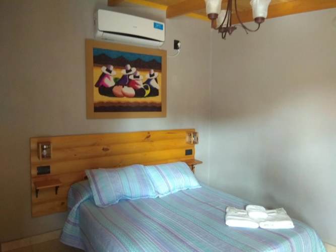 Hostal Quedate