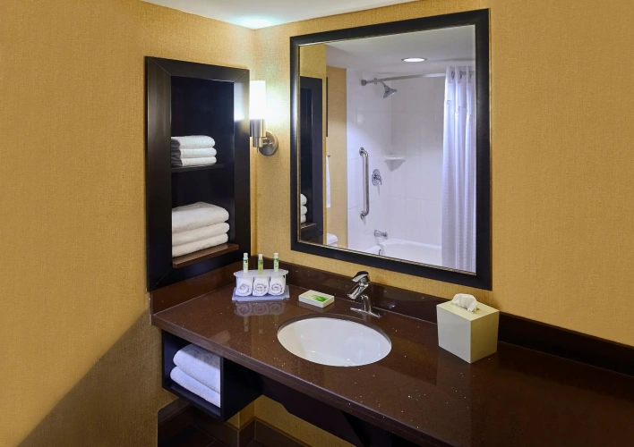 Quadruple Suite