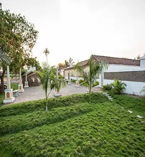 Sarojini Gardens