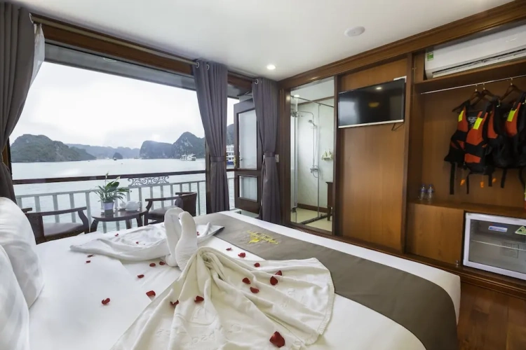Deluxe room with balcony