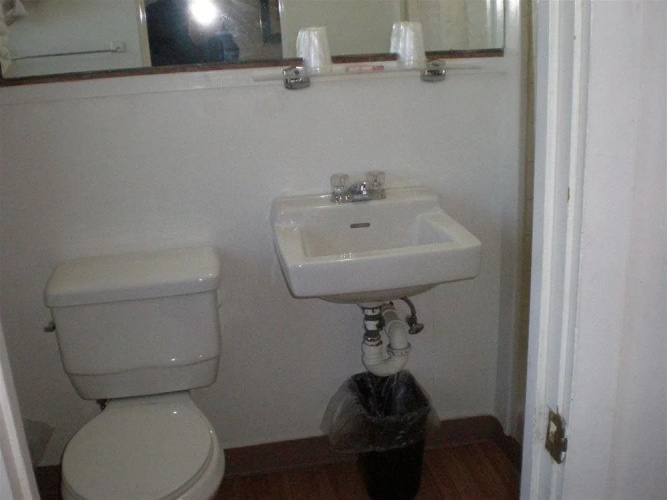 Quail Run Motor Inn