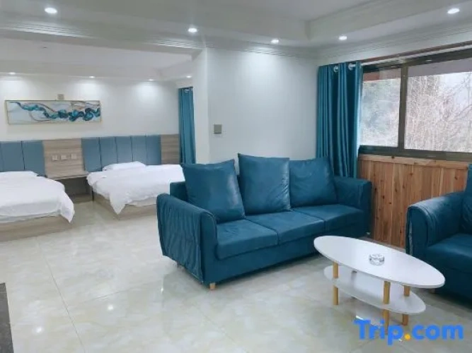 Deluxe Double Suite