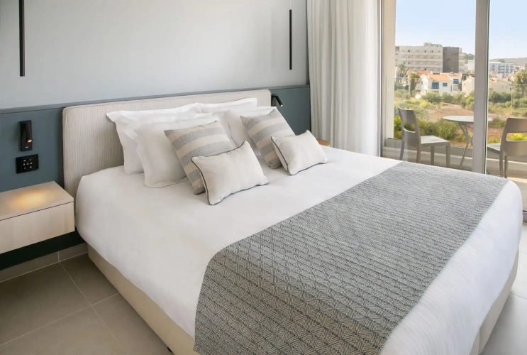 Double room with inland view