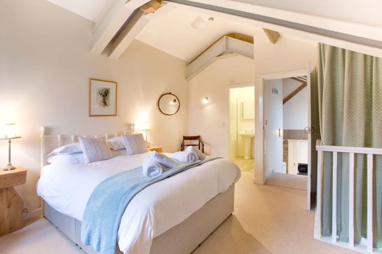 2 Bedrooms Cottage