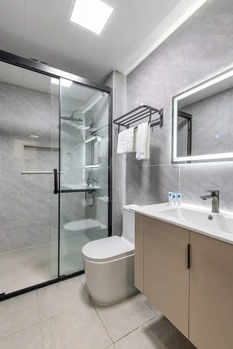 City Glow Studio by YourHost Nairobi