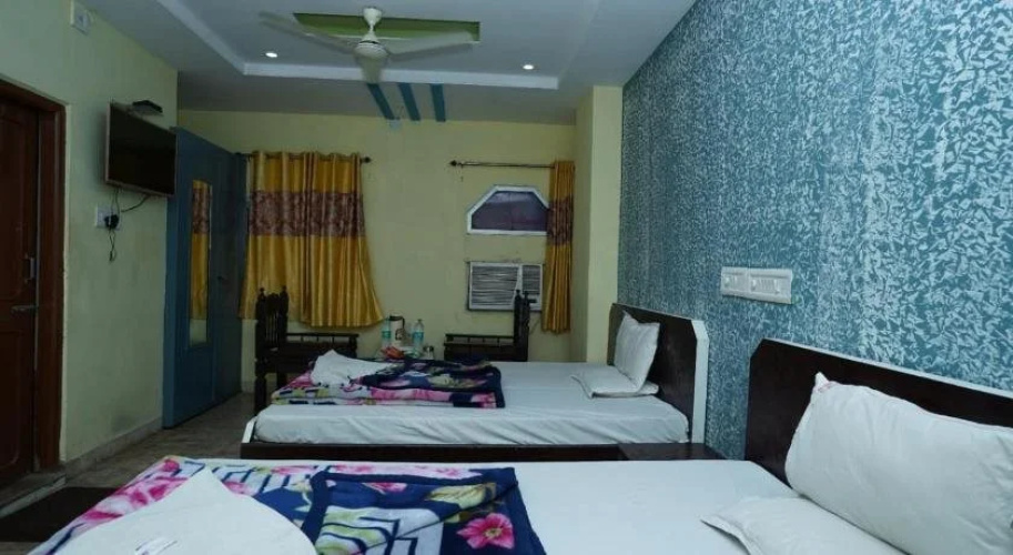 Hotel Gokul Palace