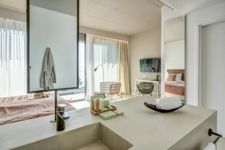 Umani Hotel & Beach