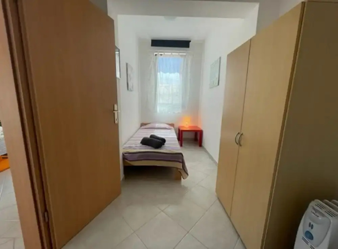 Appealing Apartment With Garden